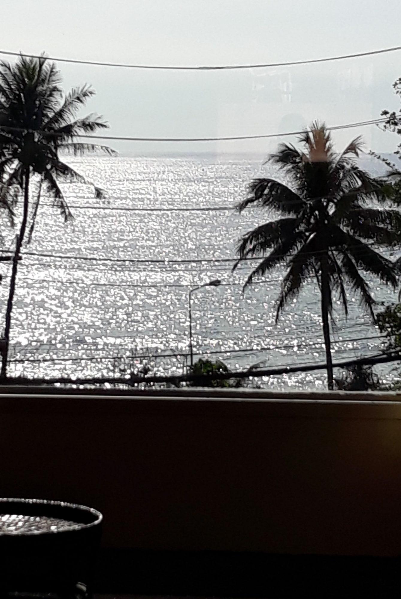 Porterhouse Beach Hotel Patong Exterior foto