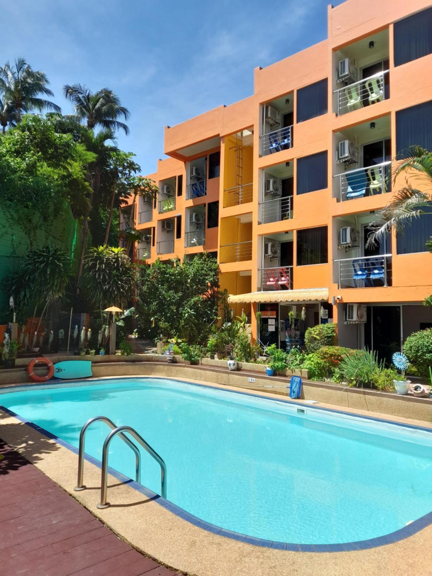 Porterhouse Beach Hotel Patong Exterior foto